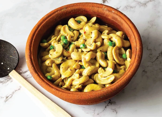 Sri Lankan Cashew Curry Main Image